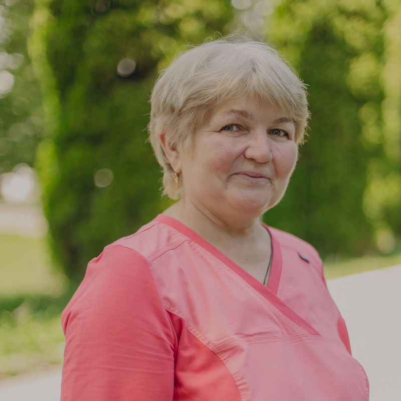 Альмирова Людмила Евгеньевна